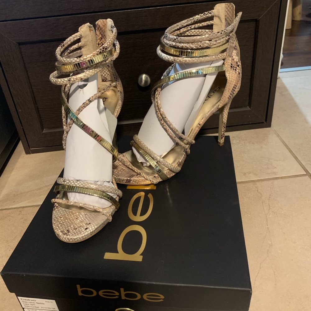 Sexy Bebe heels- size 10